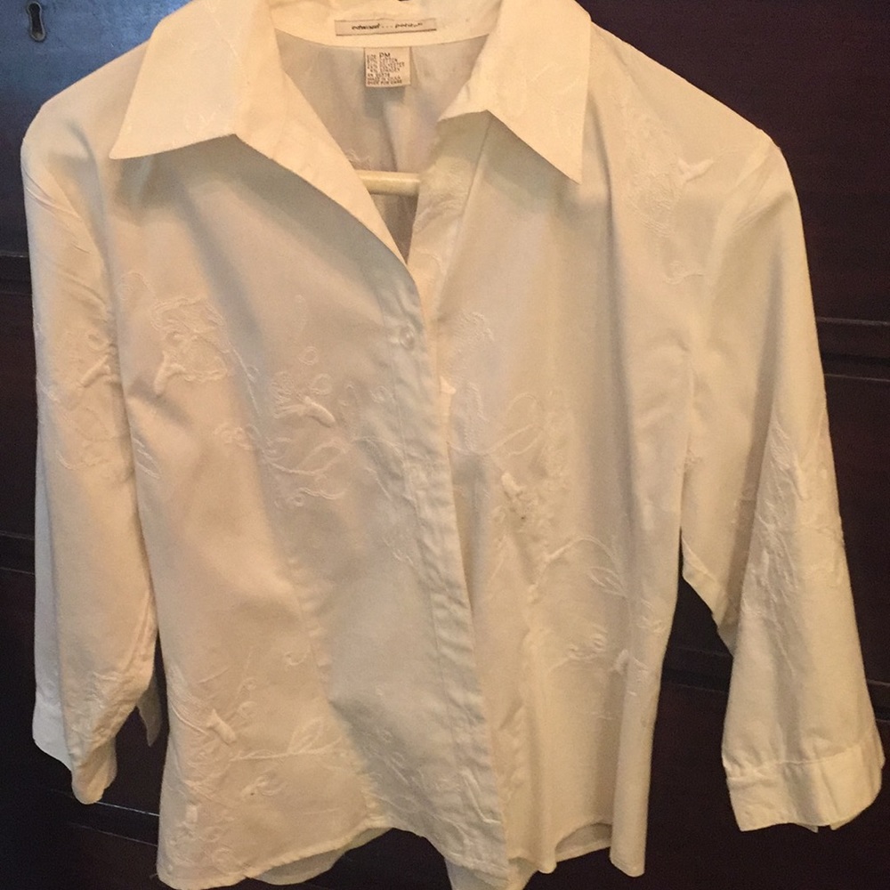 Top white